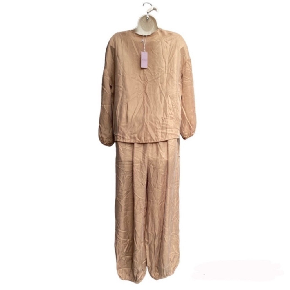 Nwt Drawstring Hem Sweatshirt & Balloon Sweatpants Set — image 3 of 6